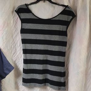 Express cap sleeve top